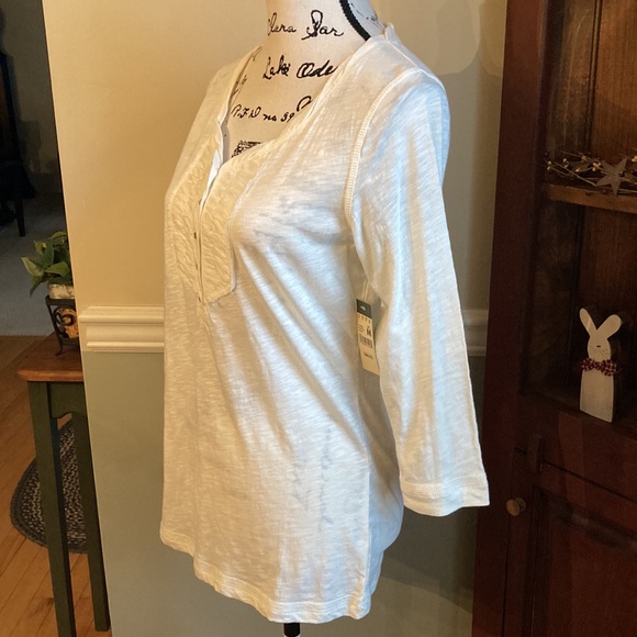 NWT! Eddie Bauer creme modified Henley top - Picture 2 of 5